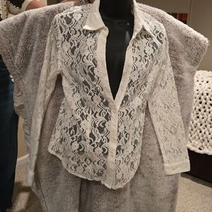 Solitaire Cream Lace Top